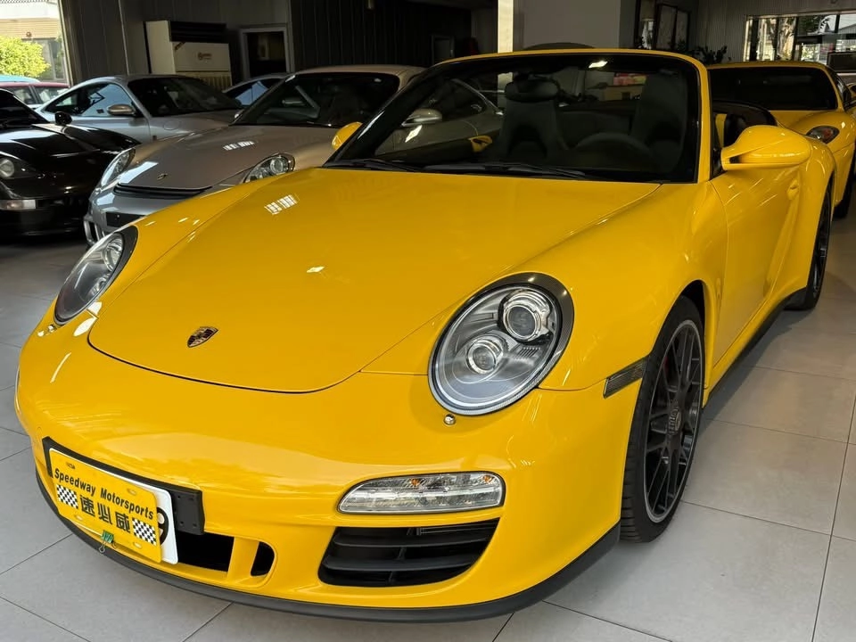 Porsche 997.2 GTS Cabriolet